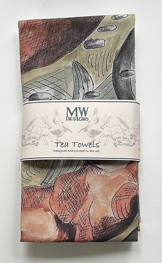 Hare and Otter Tea Towel Set - British Wildlife Kitchen Decor - Anima lLover Gift.
