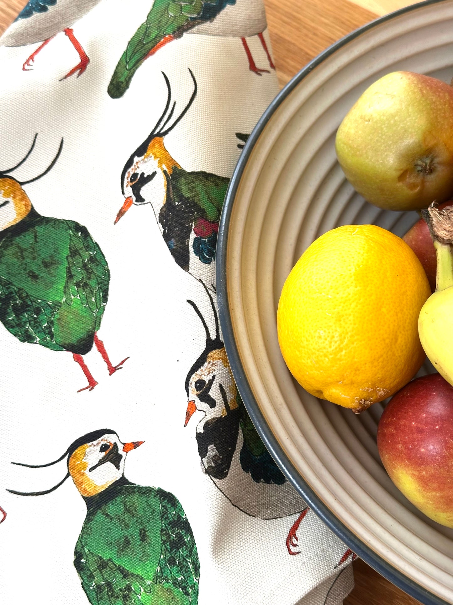 Lapwing Tea Towel - British Wildlife Kitchen Decor - Bird Lover Gift